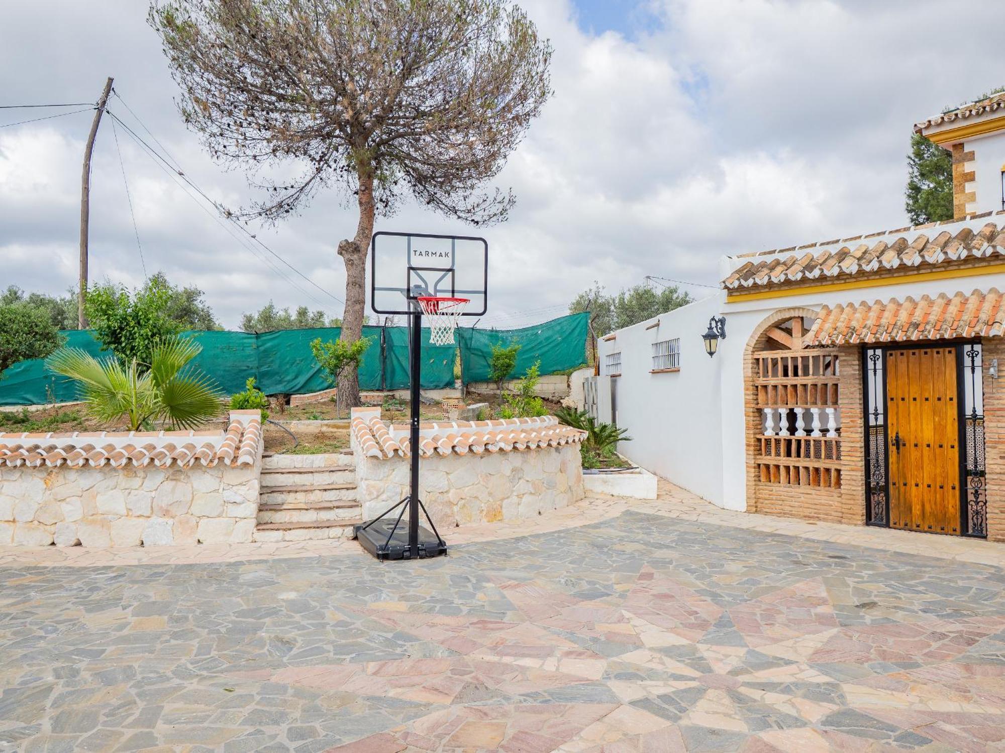 Villa Cubo's Fina & Minigolf Included *